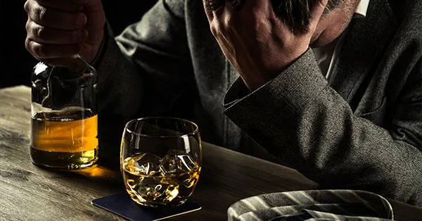 O que é a internação para tratamento de alcoólatra? - Grupo ViDA